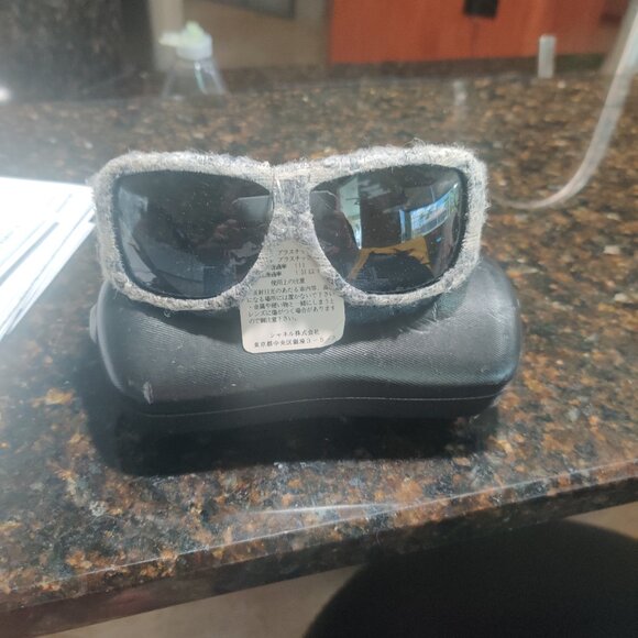 CHANEL Tweed runway sunglasses New - Picture 1 of 6
